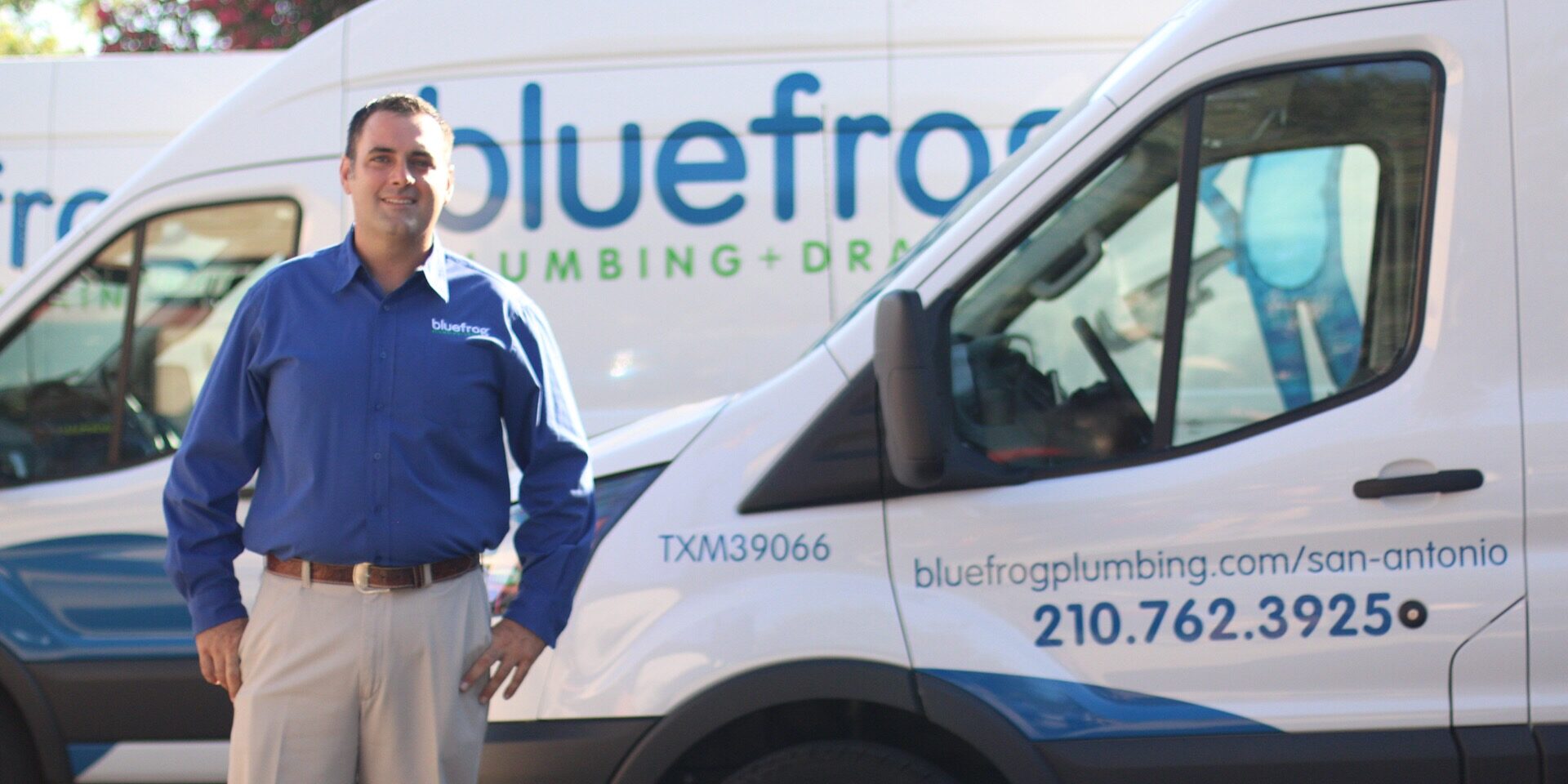 bluefrog plumber and van